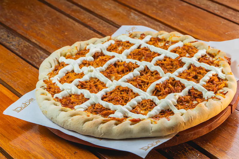Vegetarian pizza with fresh vegetables
